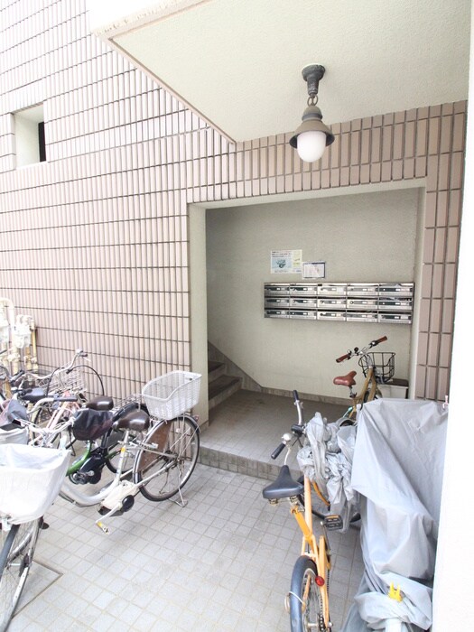 幸常館の物件外観写真