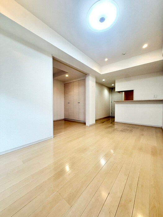 エスティメゾン四谷坂町の物件内観写真