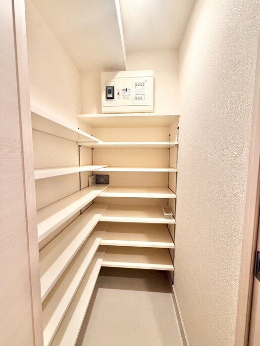 エスティメゾン四谷坂町の物件内観写真