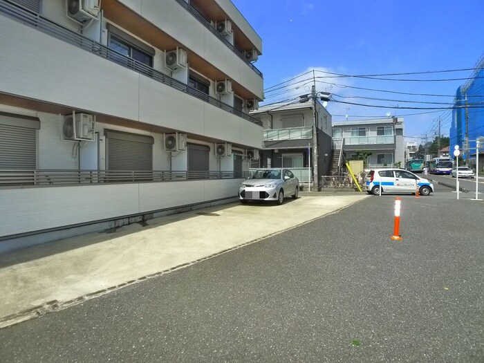 サンレジデンスの物件外観写真