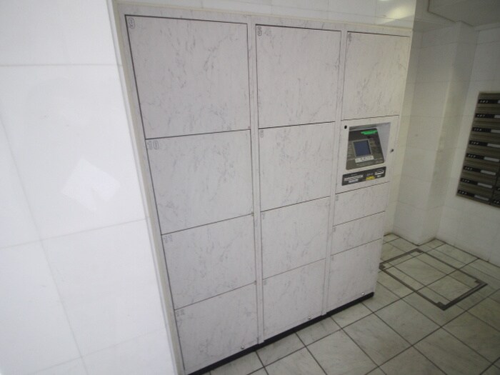 ガーラプレイス八幡山壱番館の物件外観写真