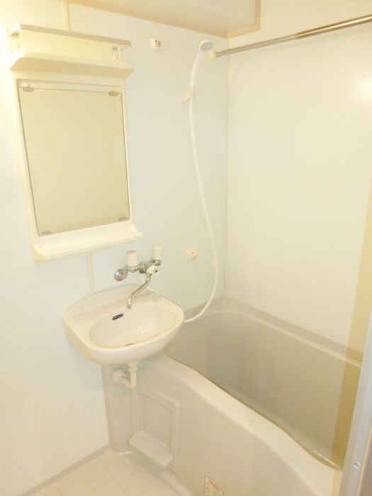 ガーラプレイス八幡山壱番館の物件内観写真