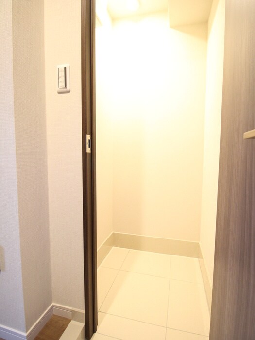 ORSUS UMEJIMAの物件内観写真