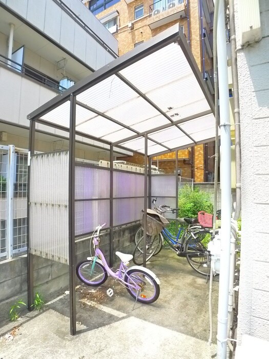 ﾊﾟﾃｨｵK&Tの物件外観写真