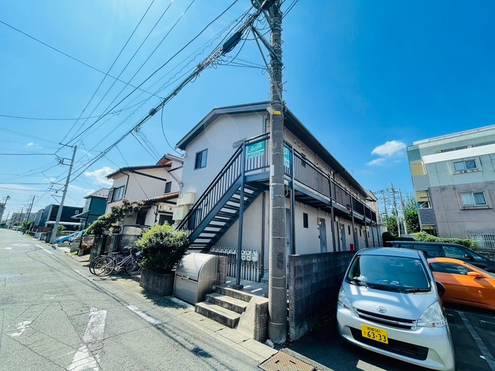 グレイプバインの物件外観写真