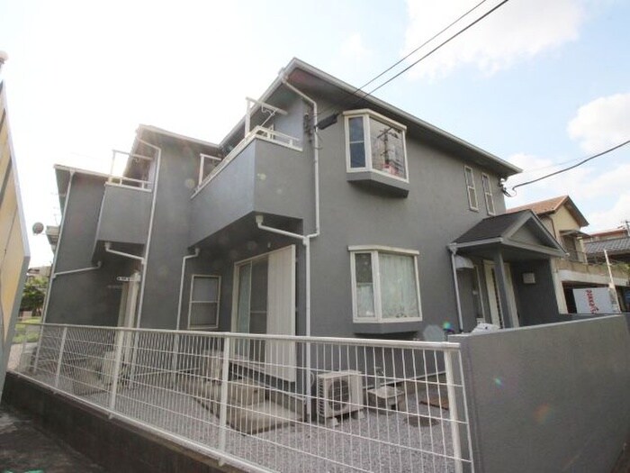 プラムハウスの物件外観写真