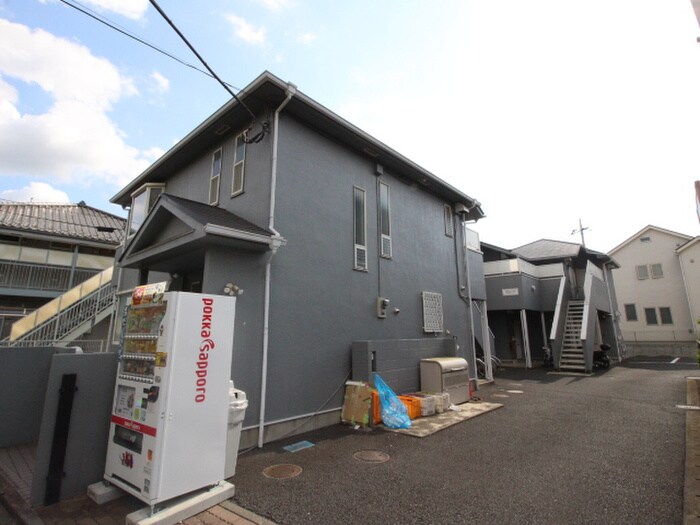 プラムハウスの物件外観写真