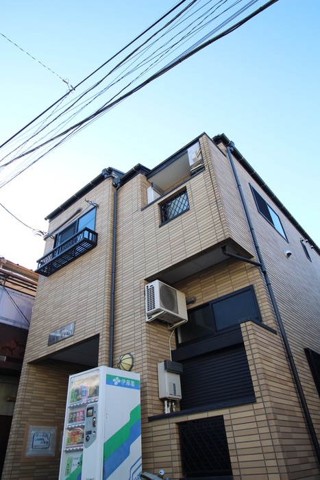 ベガ・コーポ上落合の物件外観写真