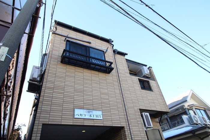 ベガ・コーポ上落合の物件外観写真