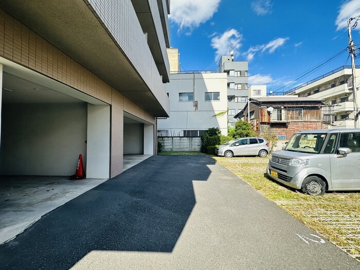 リバ－サイドプレ－ヌの物件外観写真