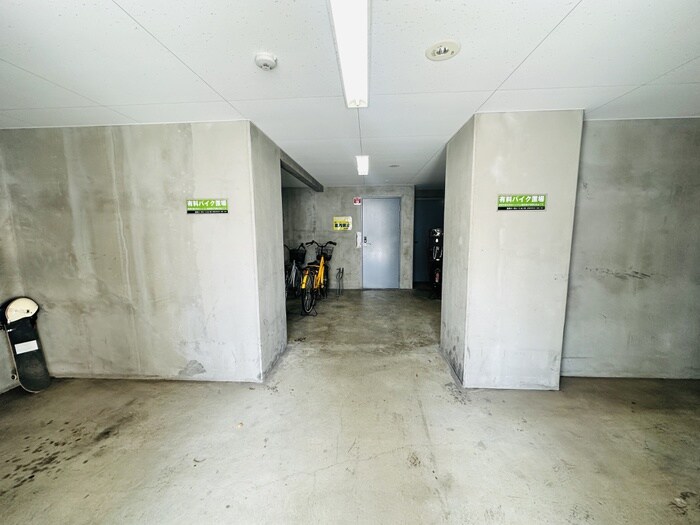 リバ－サイドプレ－ヌの物件外観写真