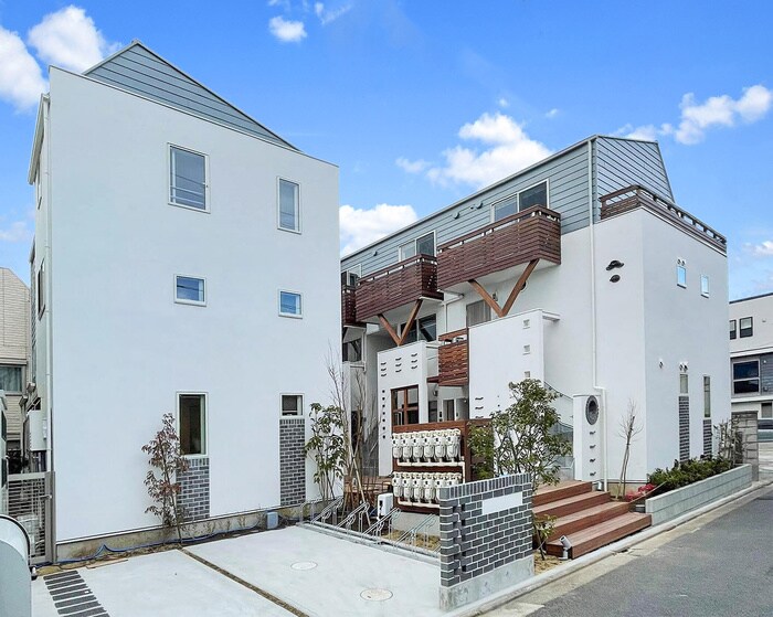 ＳＩＬＶＥＲＡＤＯ方南の物件外観写真