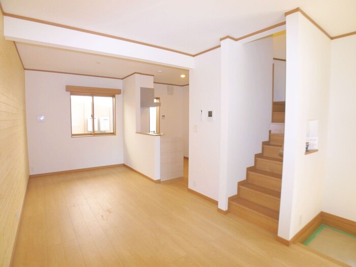 ラド・ヒュ－ス習志野の物件内観写真