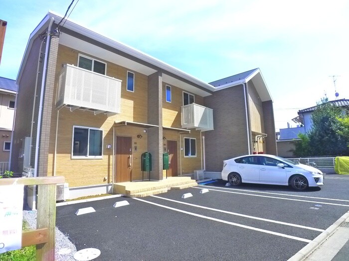 ラド・ヒュ－ス習志野の物件外観写真