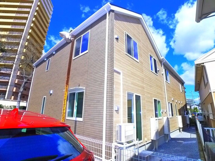 ラド・ヒュ－ス習志野の物件外観写真