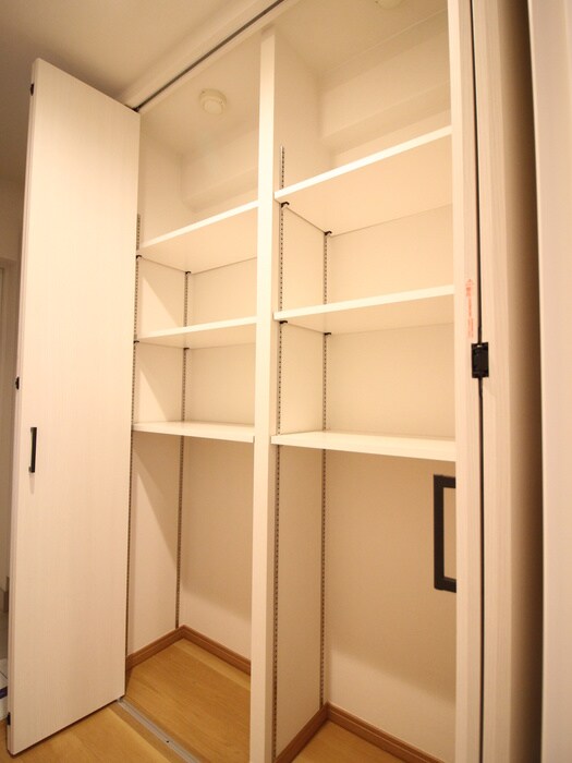 レジディア六本木檜町公園の物件内観写真