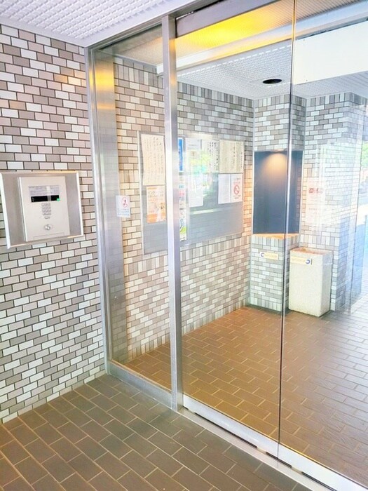 ﾗｲｵﾝｽﾞﾏﾝｼｮﾝﾅﾐｷｷﾀｺｳｴﾝの物件外観写真