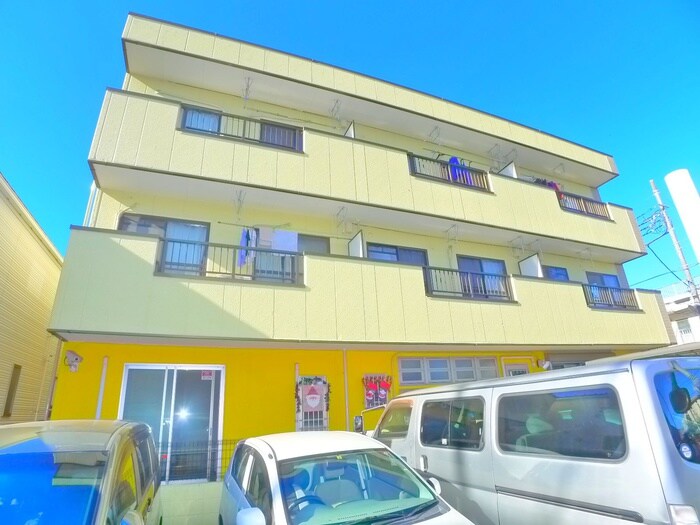 メゾン鈴木の物件外観写真