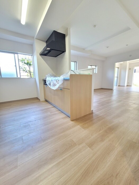 ホワイトシャトレ－の物件内観写真