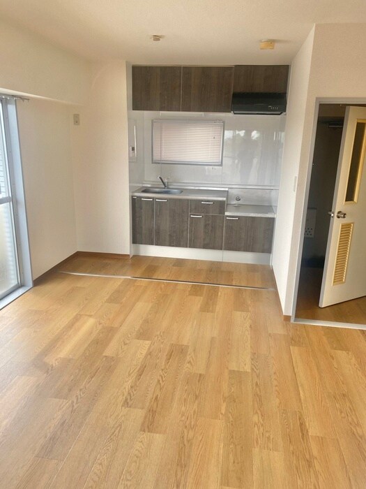 ホワイトシャトレ－の物件内観写真