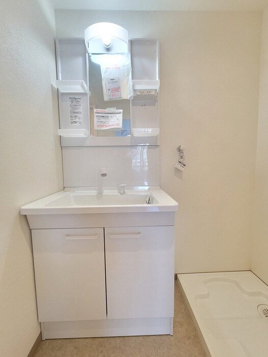 ホワイトシャトレ－の物件内観写真