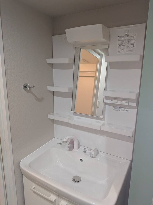 ホワイトシャトレ－の物件内観写真