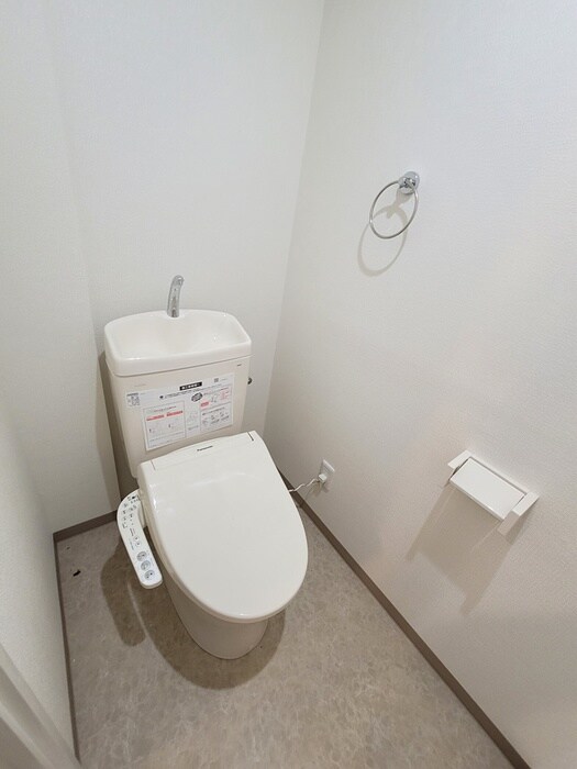 ホワイトシャトレ－の物件内観写真