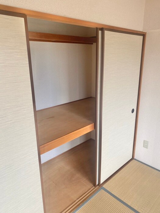 ホワイトシャトレ－の物件内観写真