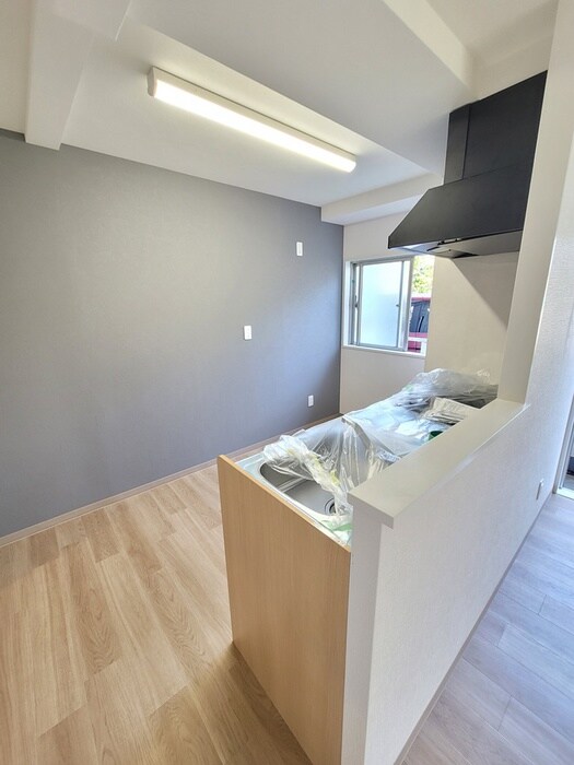 ホワイトシャトレ－の物件内観写真