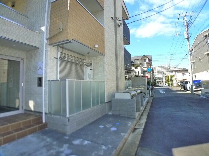 メグリオ新松戸Ⅱの物件外観写真