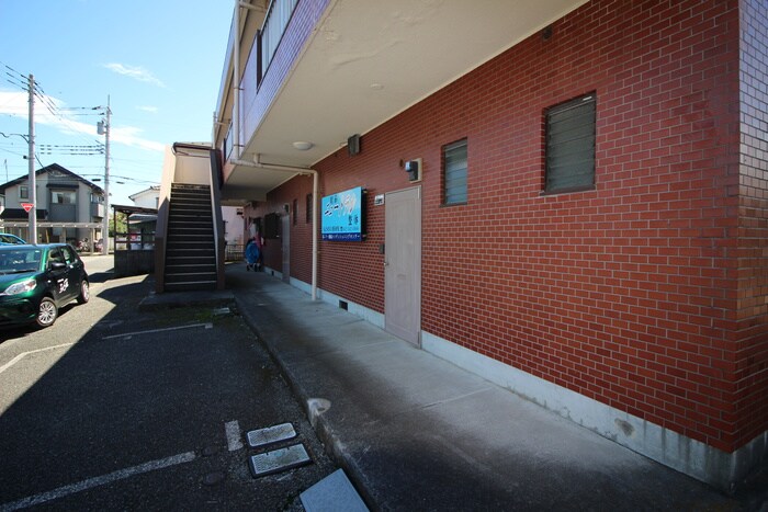 アネックスクレ－ルの物件外観写真