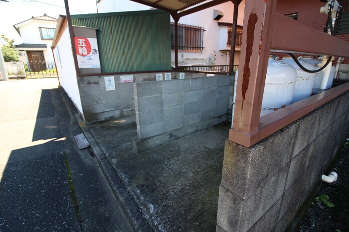 アネックスクレ－ルの物件外観写真