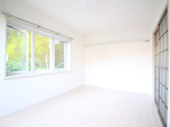 ヒルサイド夢見ヶ崎の物件内観写真