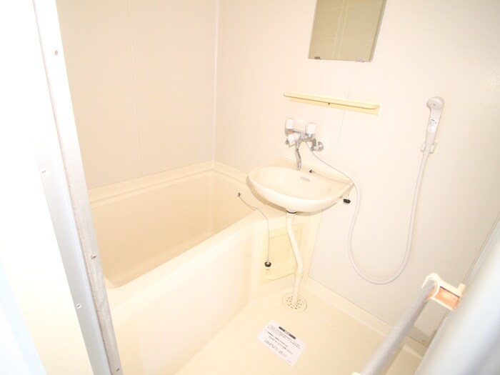 ヒルサイド夢見ヶ崎の物件内観写真