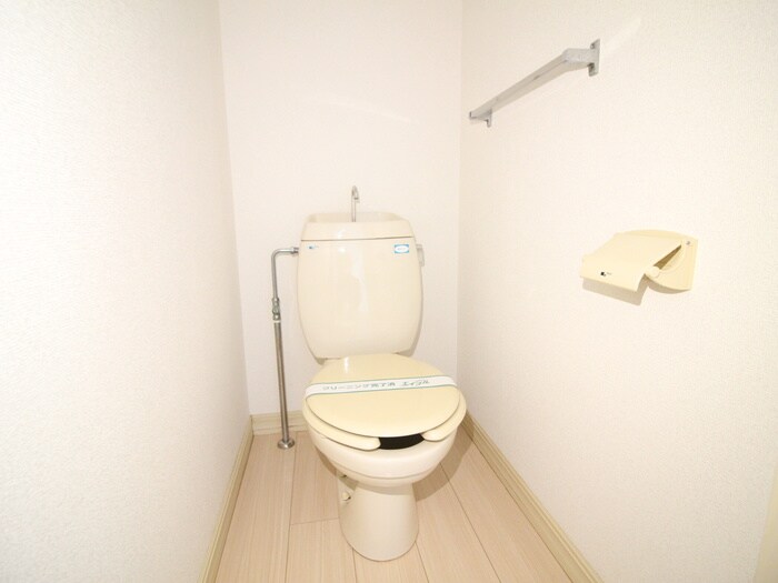 ヒルサイド夢見ヶ崎の物件内観写真