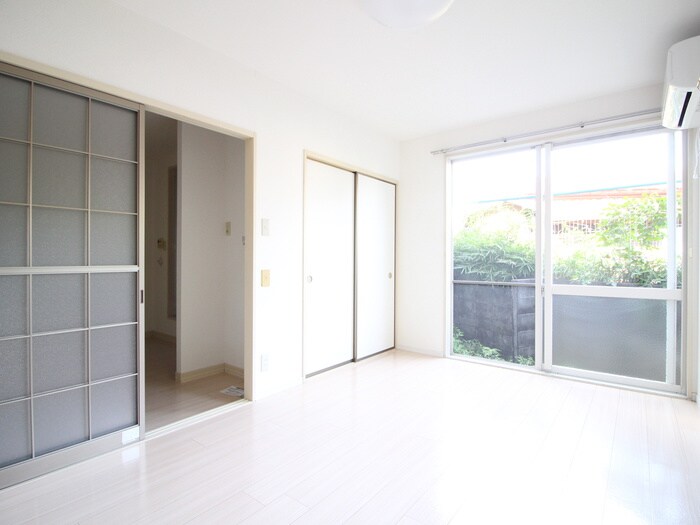 ヒルサイド夢見ヶ崎の物件内観写真