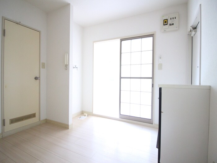 ヒルサイド夢見ヶ崎の物件内観写真