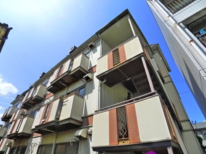 サンハイツの物件外観写真