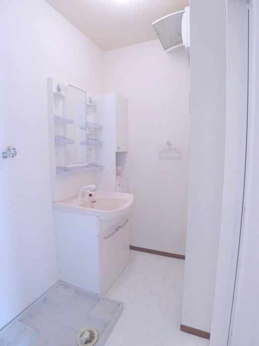 カ－サエスポワ－ルの物件内観写真