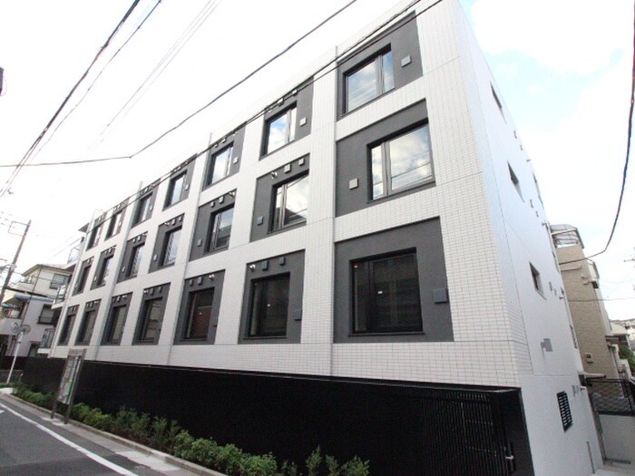 グローリオシェルト池袋本町の物件外観写真