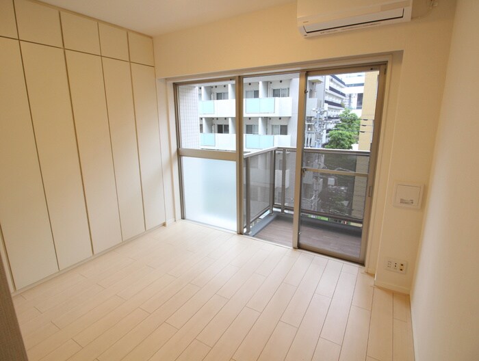 レジディア新宿イ－ストⅡの物件内観写真