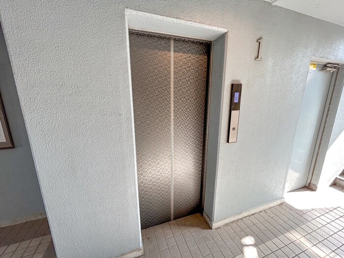 グランドゥ－ル登戸の物件外観写真