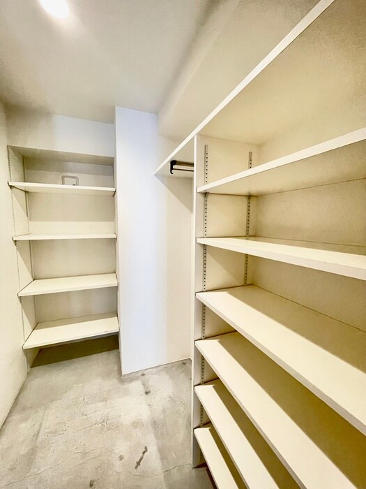 レジス飛鳥山公園の物件内観写真