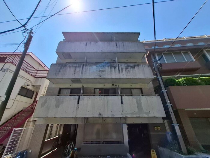 河田町モンプチの物件外観写真