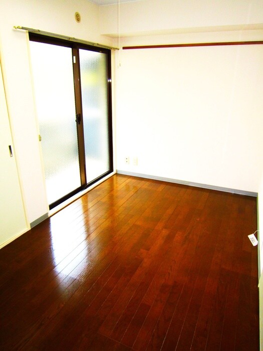 河田町モンプチの物件内観写真