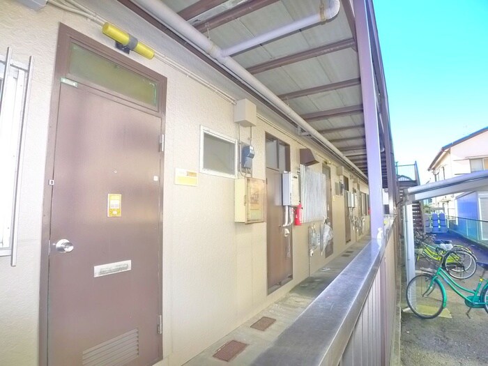 ハイツ服部の物件外観写真