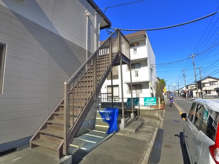 ハイツ服部の物件外観写真