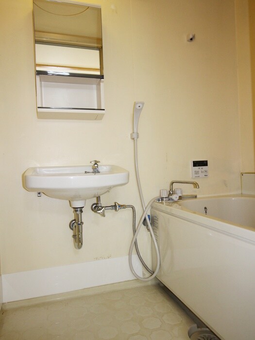 ハイツ服部の物件内観写真