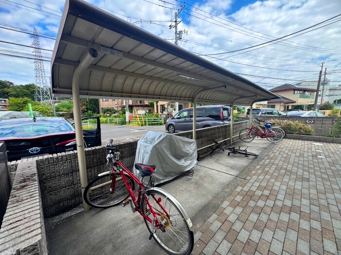 アヴェニールの物件外観写真