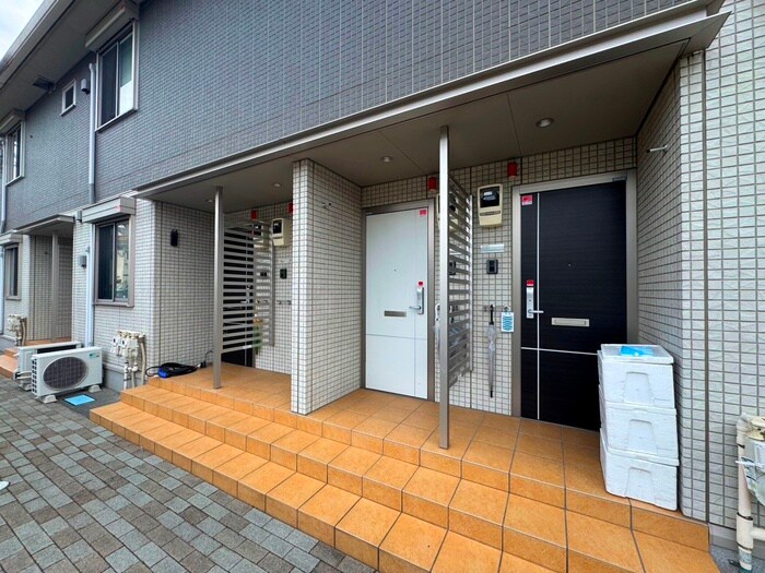 アヴェニールの物件外観写真